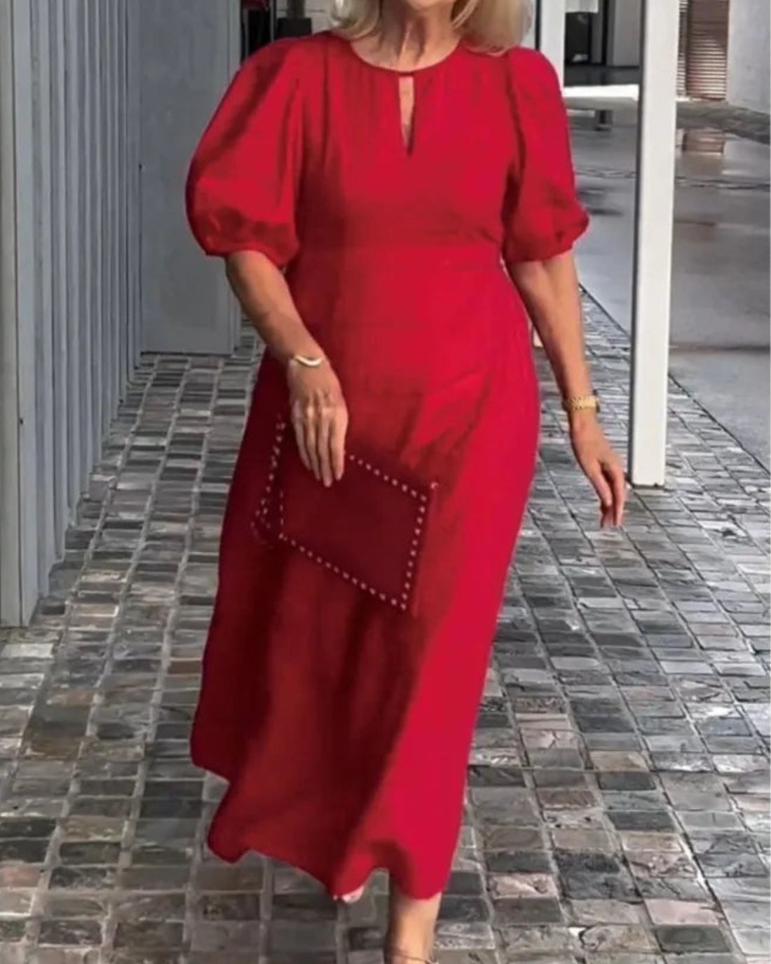 Loretta Paterno™ Elegancka i stylowa sukienka z bufiastymi rękawami