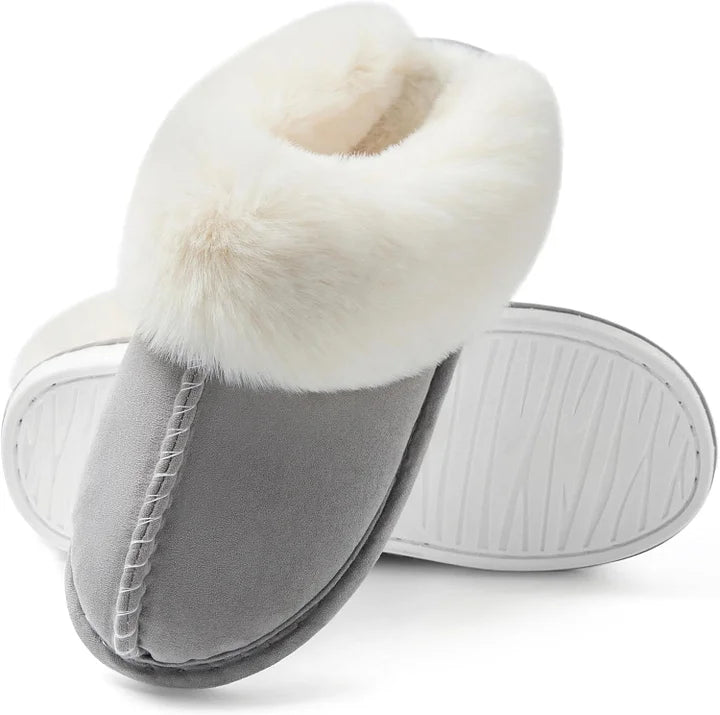 SnugStep™ Pluszowe kapcie domowe