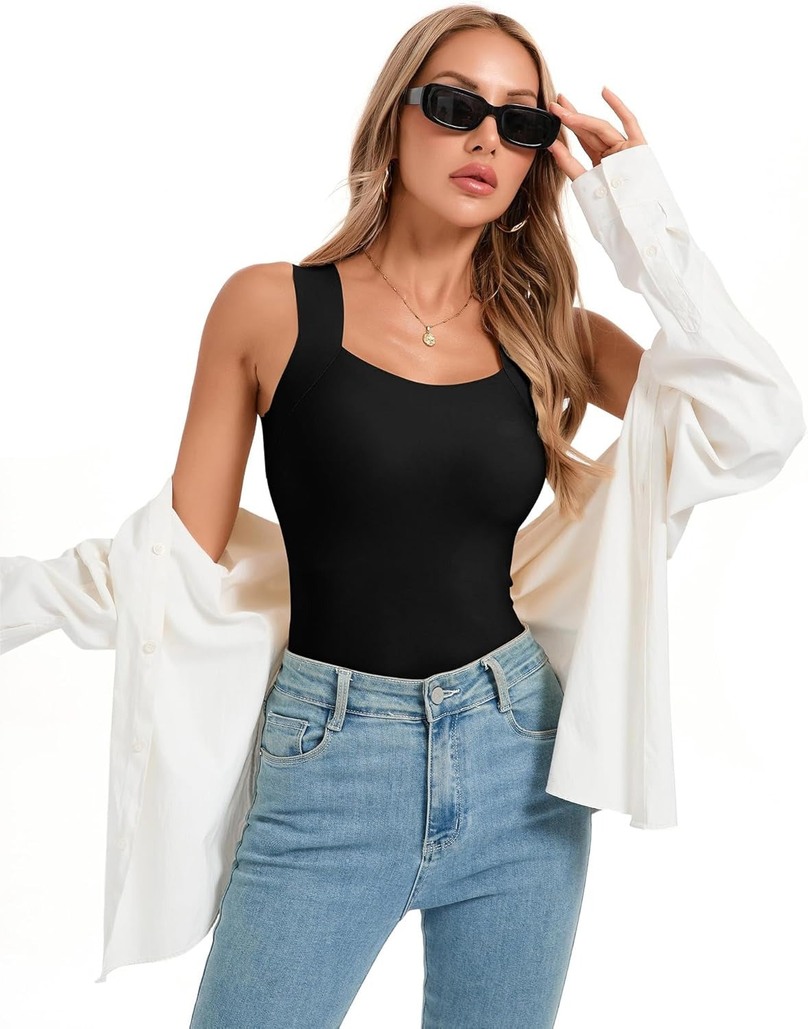 StretchWell™ Modelujący Top z Miękkim Wbudowanym Biustonoszem
