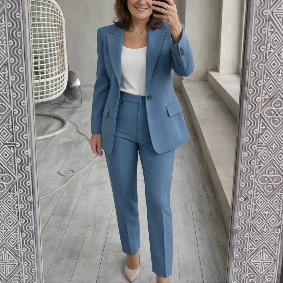 Adriana Alberti™ Dopasowany komplet ubrań dla bezwysiłkowej elegancji