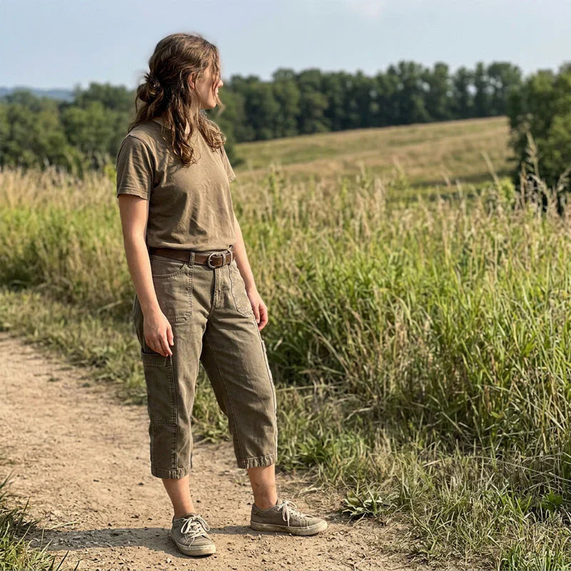 Benedetta Nanni™ Luźne spodnie cargo capri z funkcjonalnymi kieszeniami