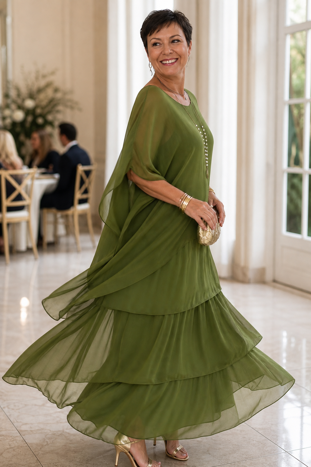 Camilla Agnelli™ Elegancka szyfonowa sukienka na wyjścia o warstwowym kroju