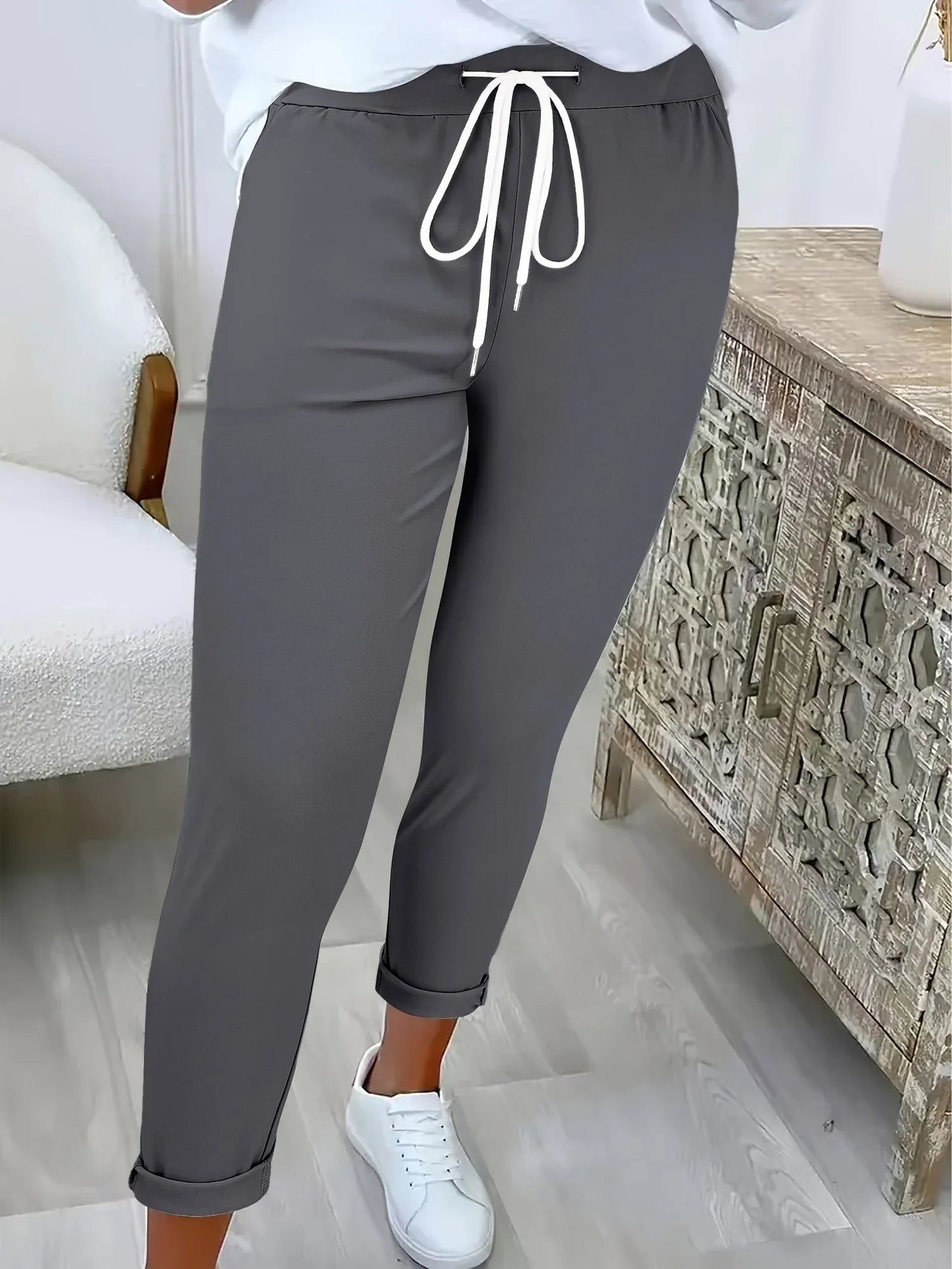 Edvige Alberti™ Eleganckie spodnie jogger ze średnim stanem na co dzień