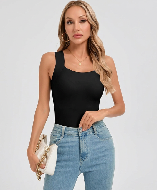 StretchWell™ Modelujący Top z Miękkim Wbudowanym Biustonoszem