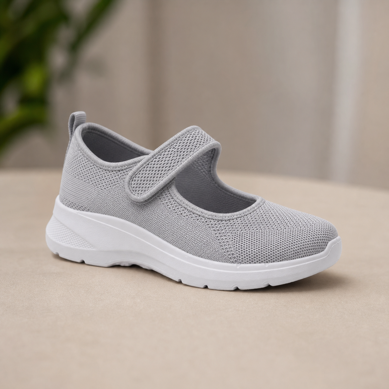 StrideFit Pro™ Amortyzowane sneakersy do chodzenia z regulowanym paskiem